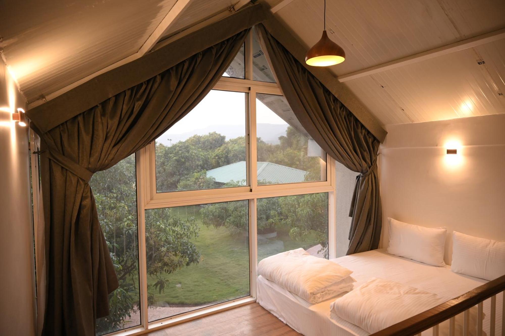 Malkhed Mango Leaf Lake Resort מראה חיצוני תמונה