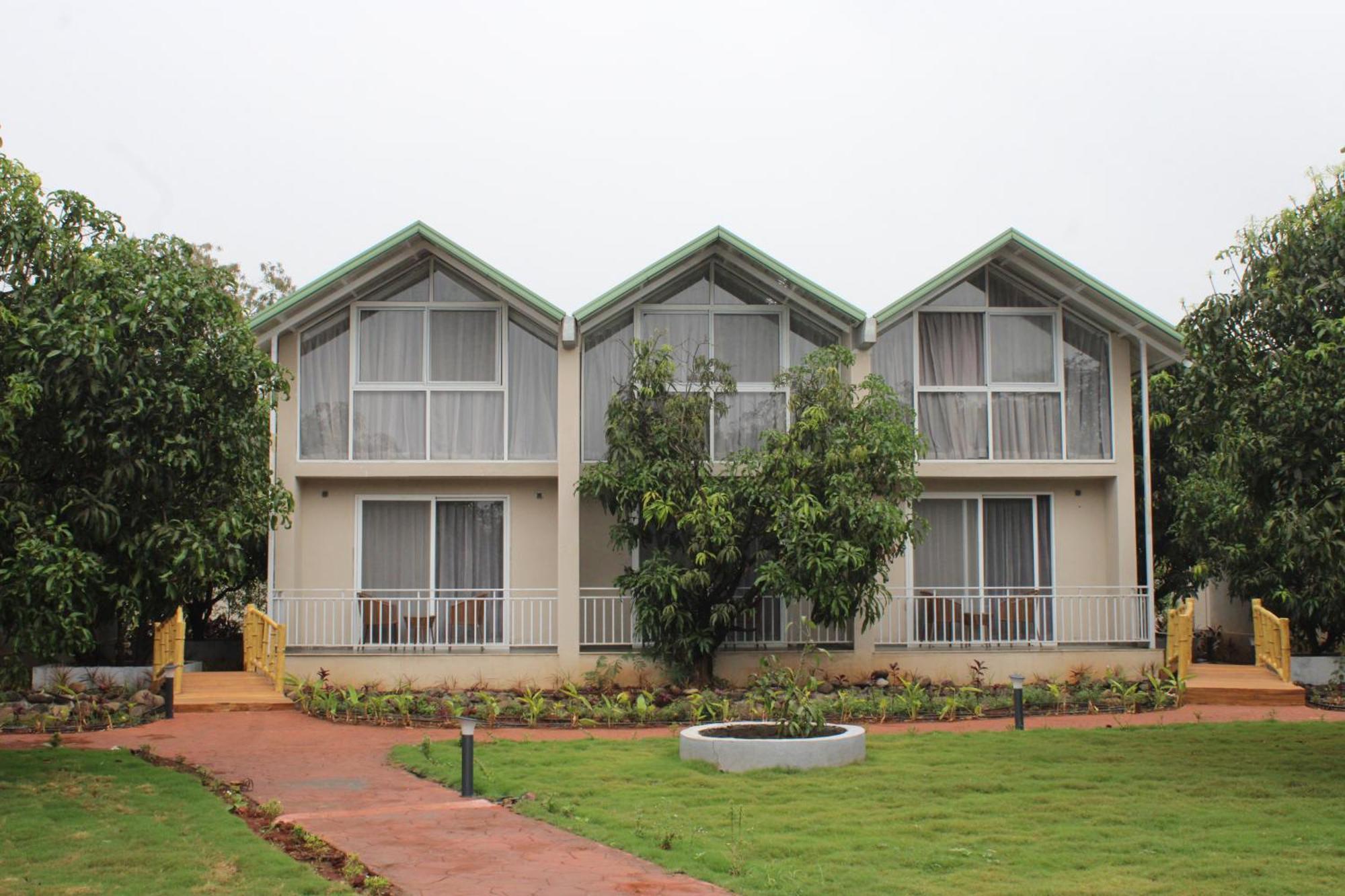 Malkhed Mango Leaf Lake Resort מראה חיצוני תמונה